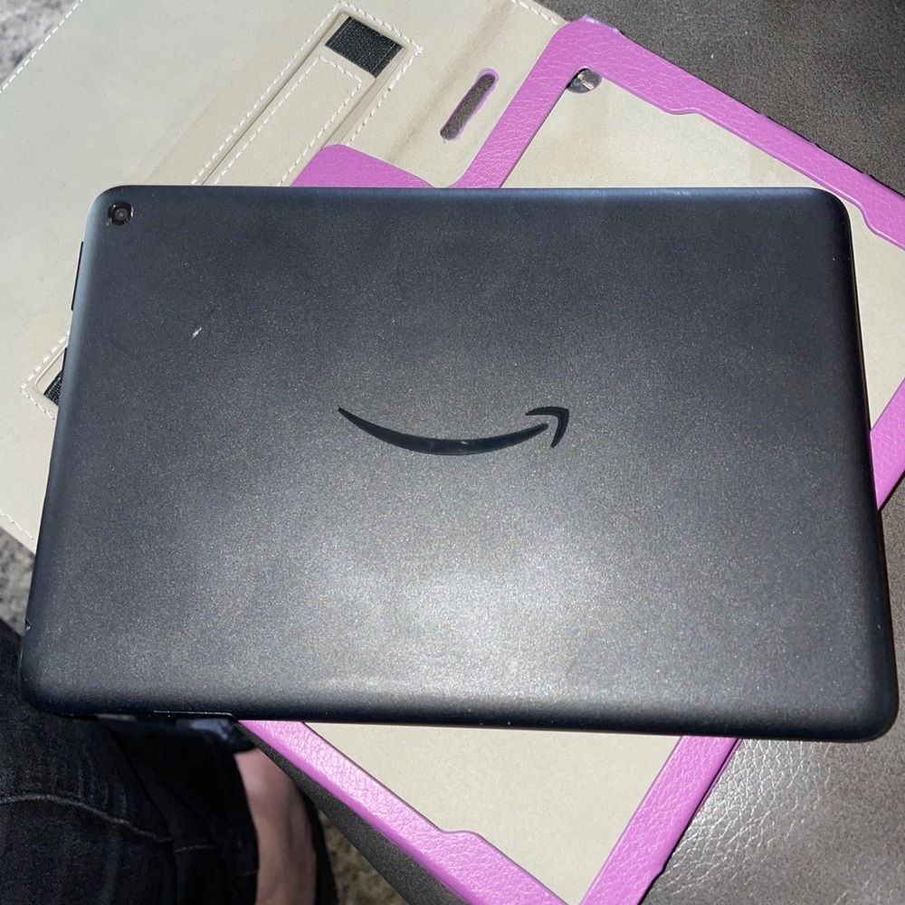 Amazon Fire Tablet - 8" HD display, 32 GB,  2020 release